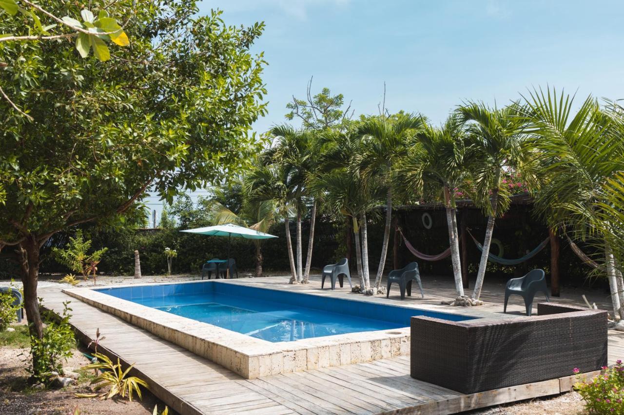 Amalife Beach Club & Hotel Т'єрра-Бомба Екстер'єр фото
