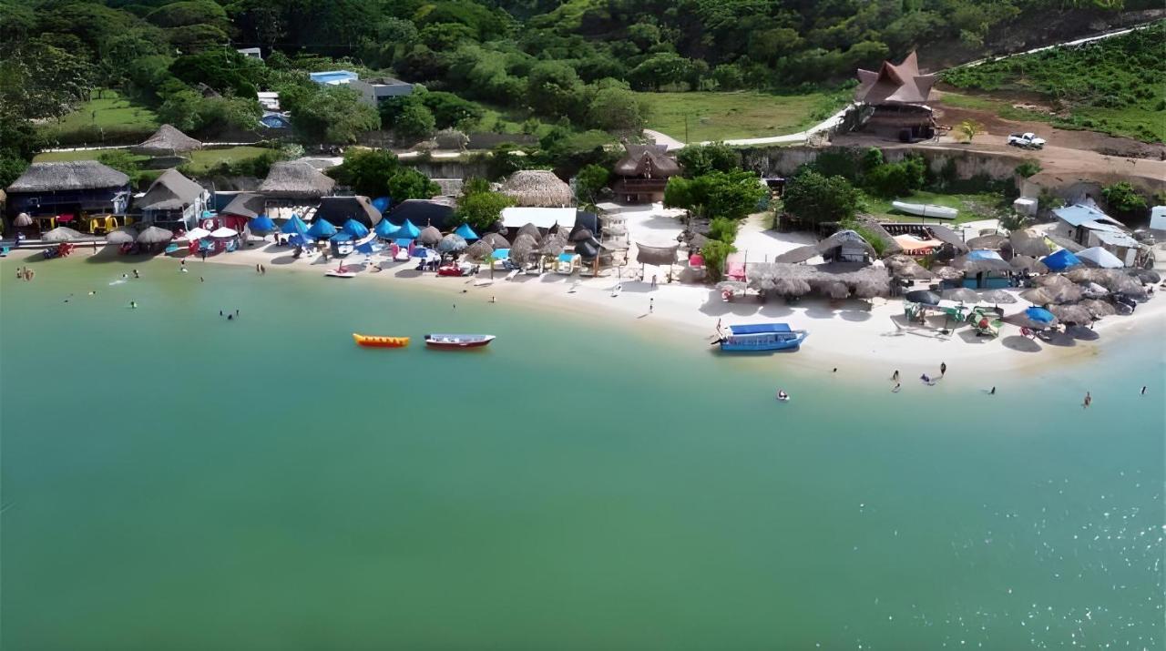 Amalife Beach Club & Hotel Т'єрра-Бомба Екстер'єр фото