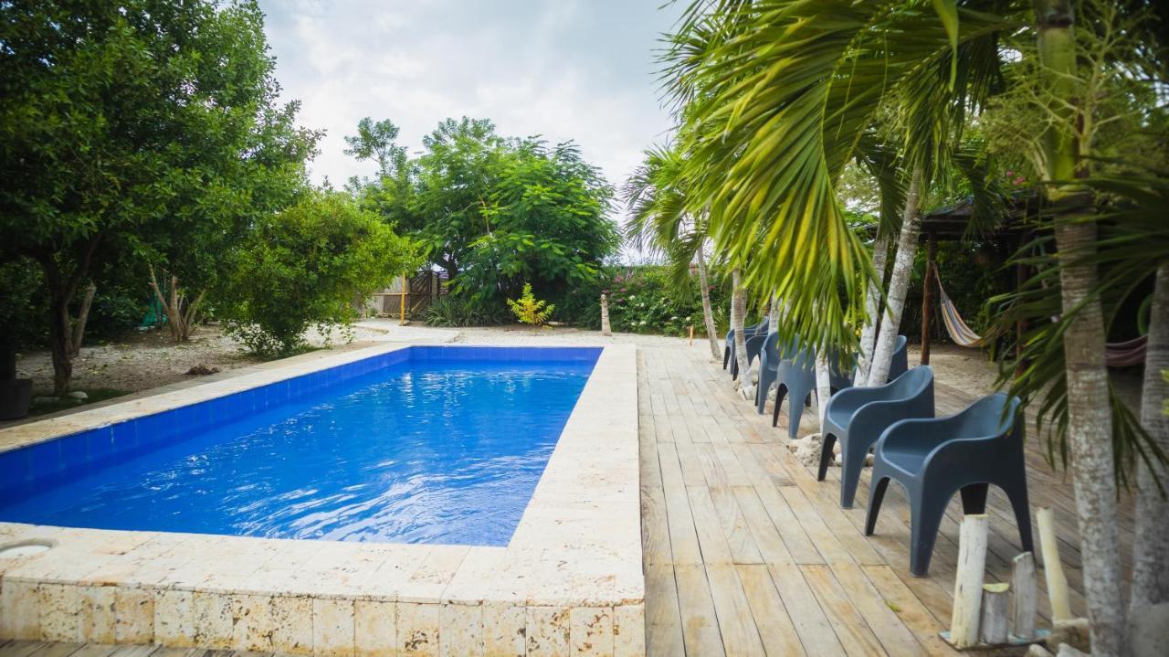 Amalife Beach Club & Hotel Т'єрра-Бомба Екстер'єр фото