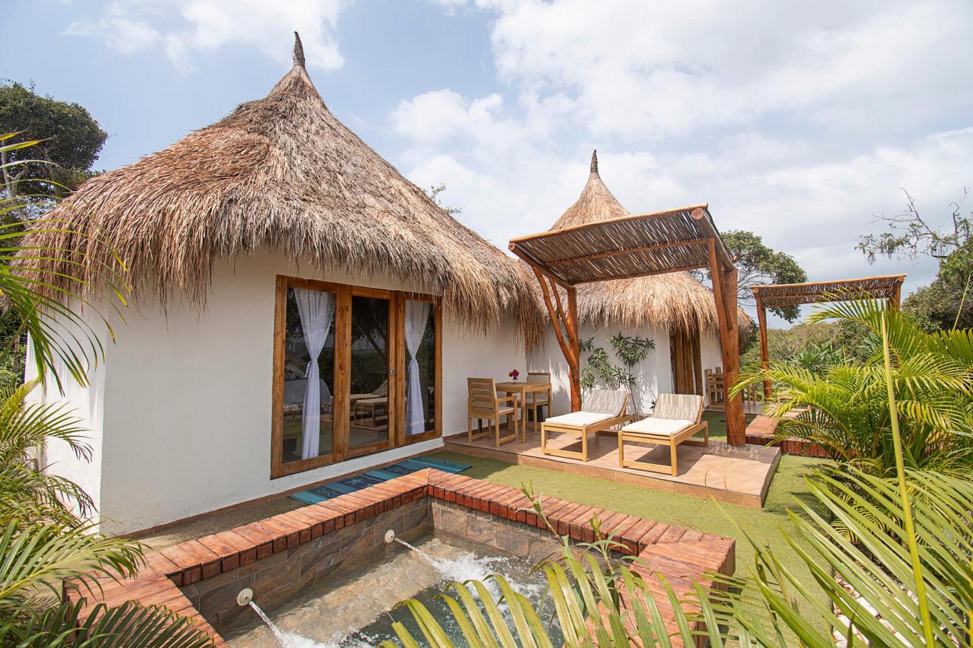 Amalife Beach Club & Hotel Т'єрра-Бомба Екстер'єр фото